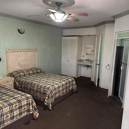 Hotel Real Santa Rosa Морелия Экстерьер фото