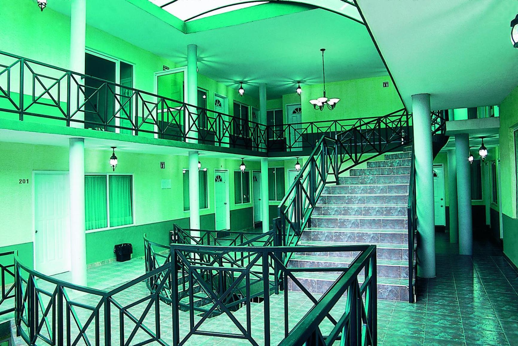Hotel Real Santa Rosa Морелия Экстерьер фото